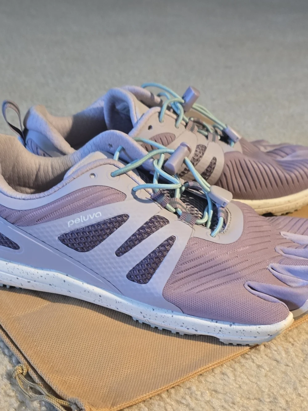 Women’s Lavender Toe-Separator Athletic Sneakers with Easy-Pull Laces